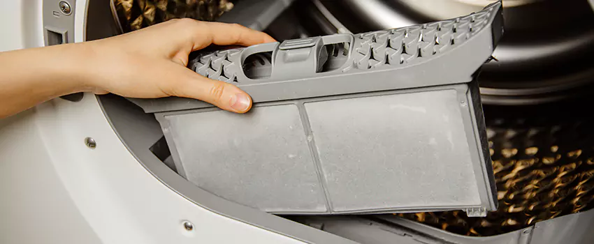 Signs Of A Clogged Dryer Lint Trap in Secaucus, New Jersey